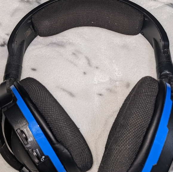 Turtle Beach Headset - Picture 3 of 6